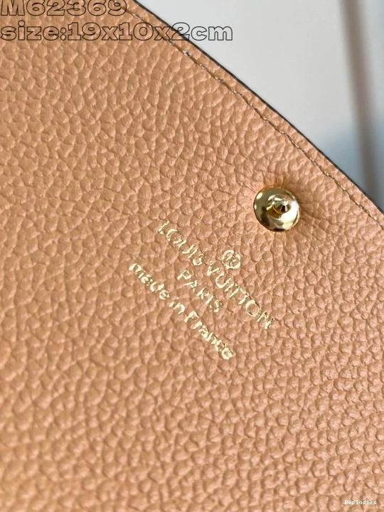 Rep ladies WALLET VUITTON EMILIE LOUIS 0815